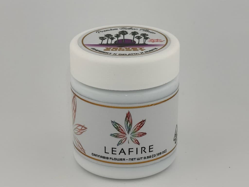 Velvet Sunset 3.5g jar